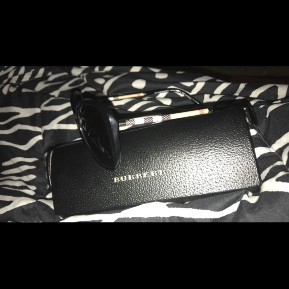 Burberry sunglasses